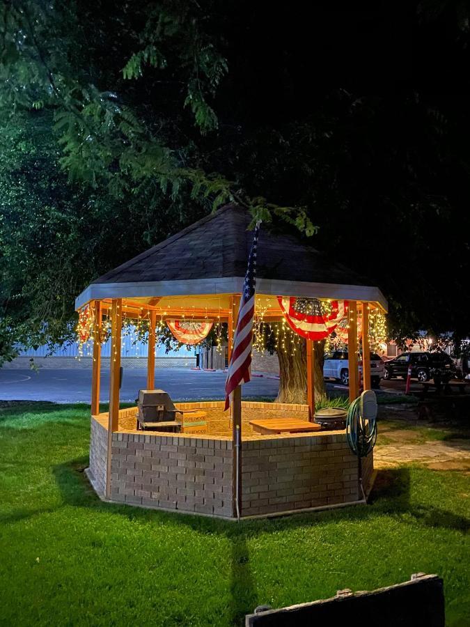 Horseshoe Bend Motel Lovell المظهر الخارجي الصورة